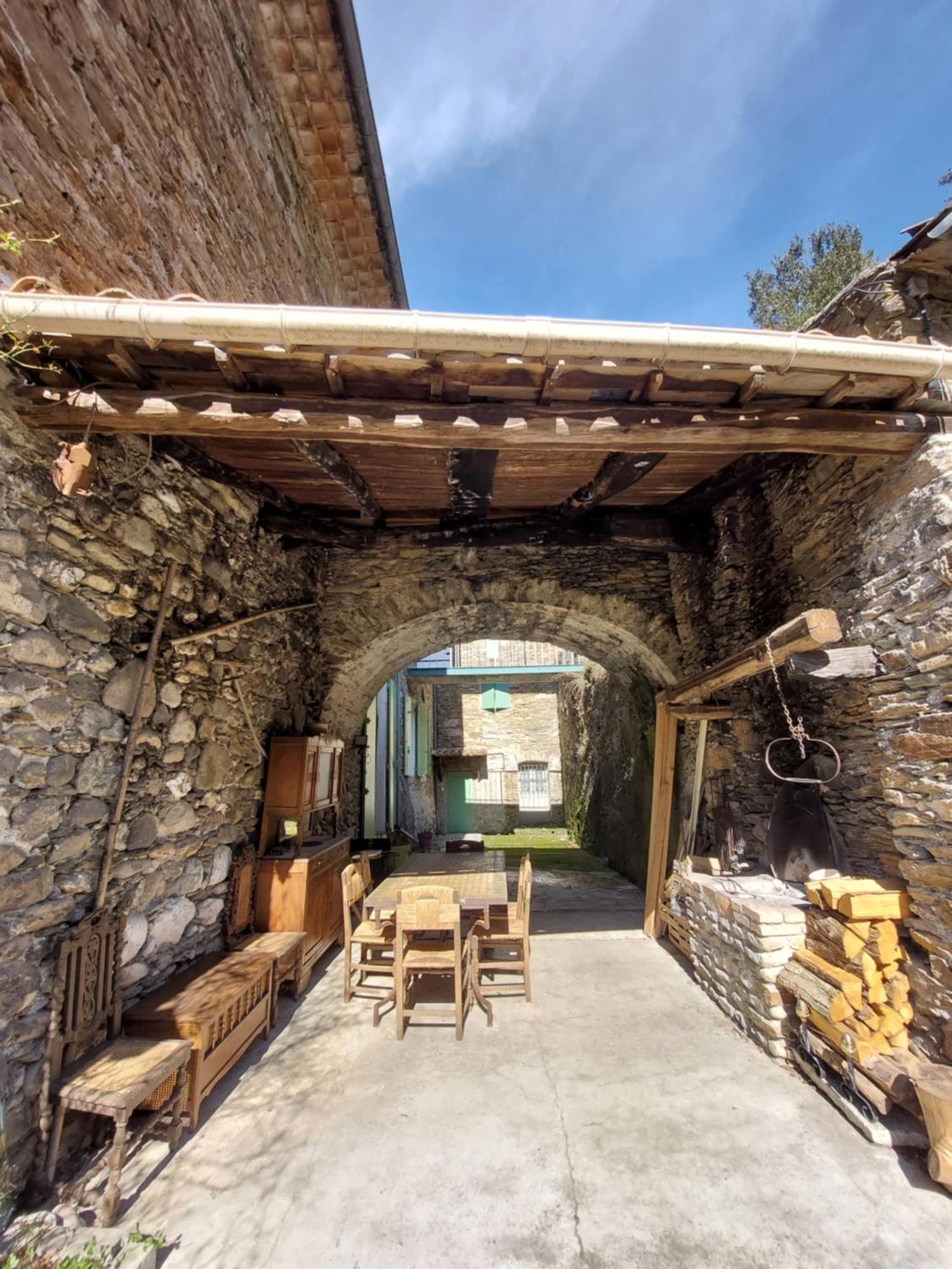 Gite Et Jardin En Bord De Riviere Saumane Luaran gambar